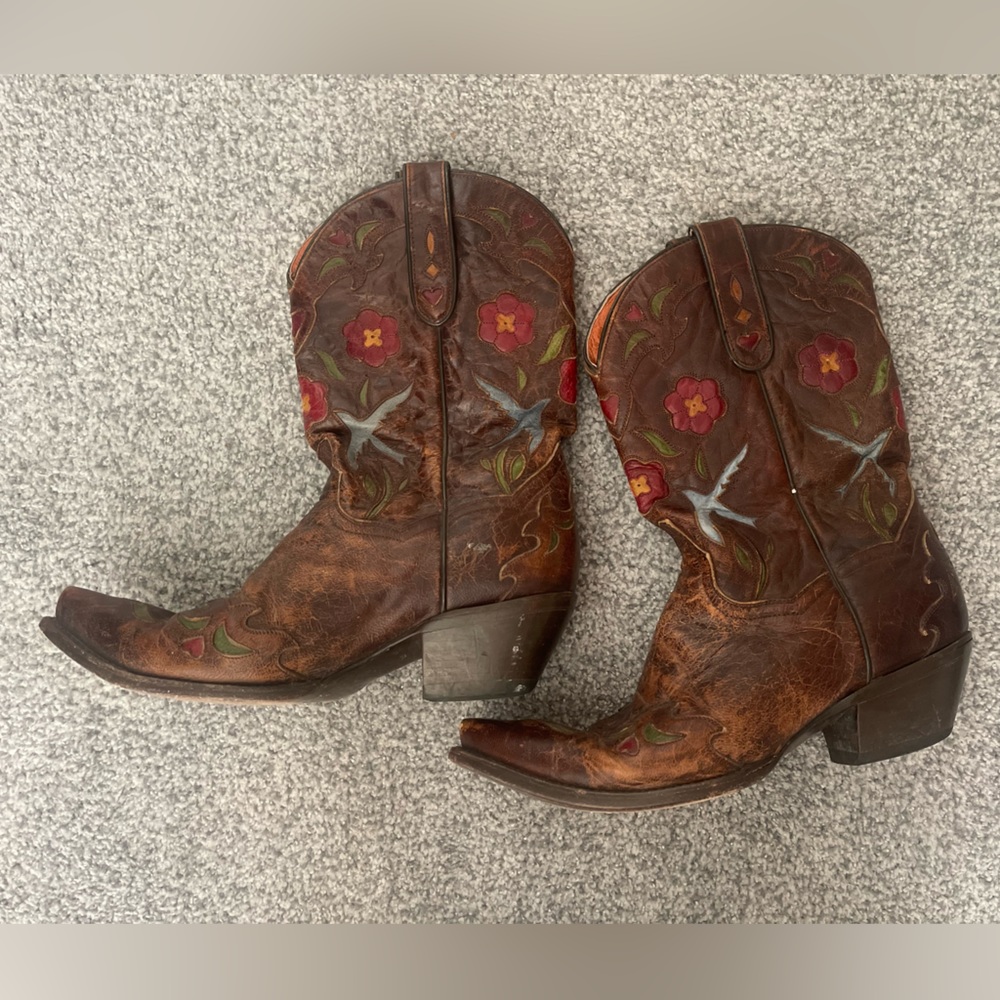 Dan Post cowgirl boots